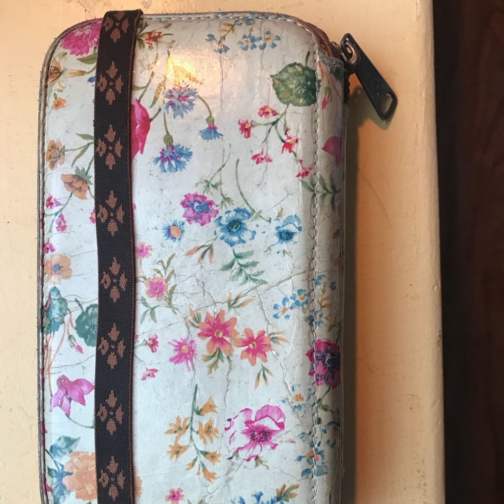 Patricia Nash Floral Wallet